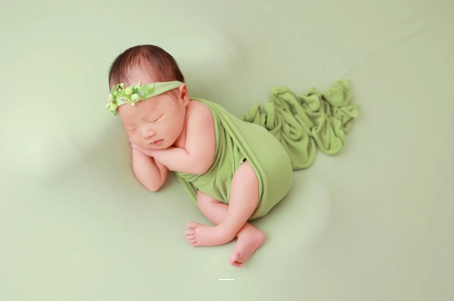 舞钢宝宝出疹子发烧